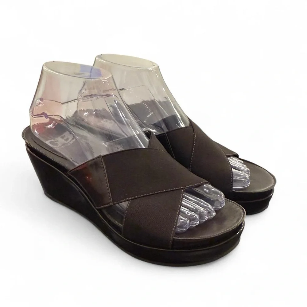 Gianni Bini Dark Brown Wedge Sandals - Picture 1 of 8